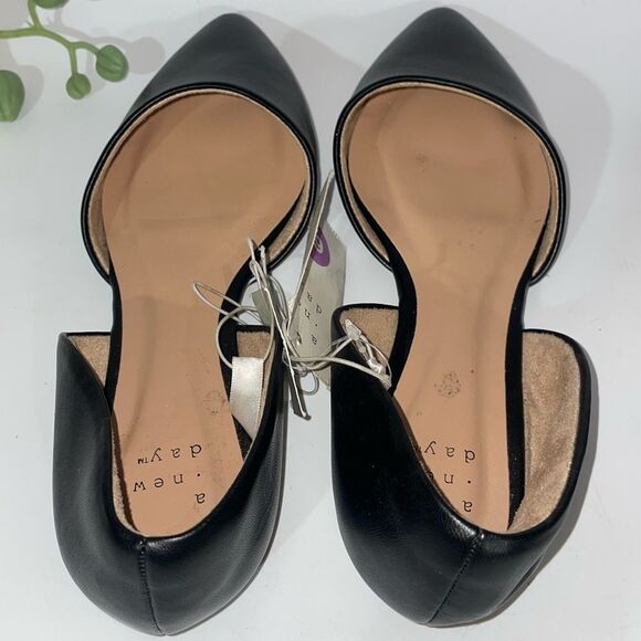 NEW!!! A New Day Black Pointed-Toe Flats - Picture 5 of 6